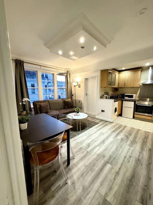 Centrally-Located Gem In Marble Arch, Лондон Екстериор снимка